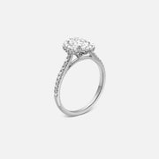 0,7ct Oval Double Halo Diamond Ring