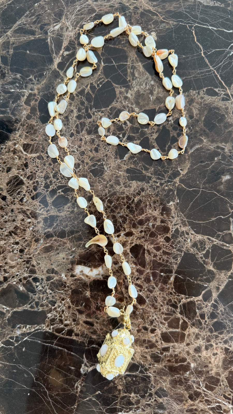 Large pendant necklace