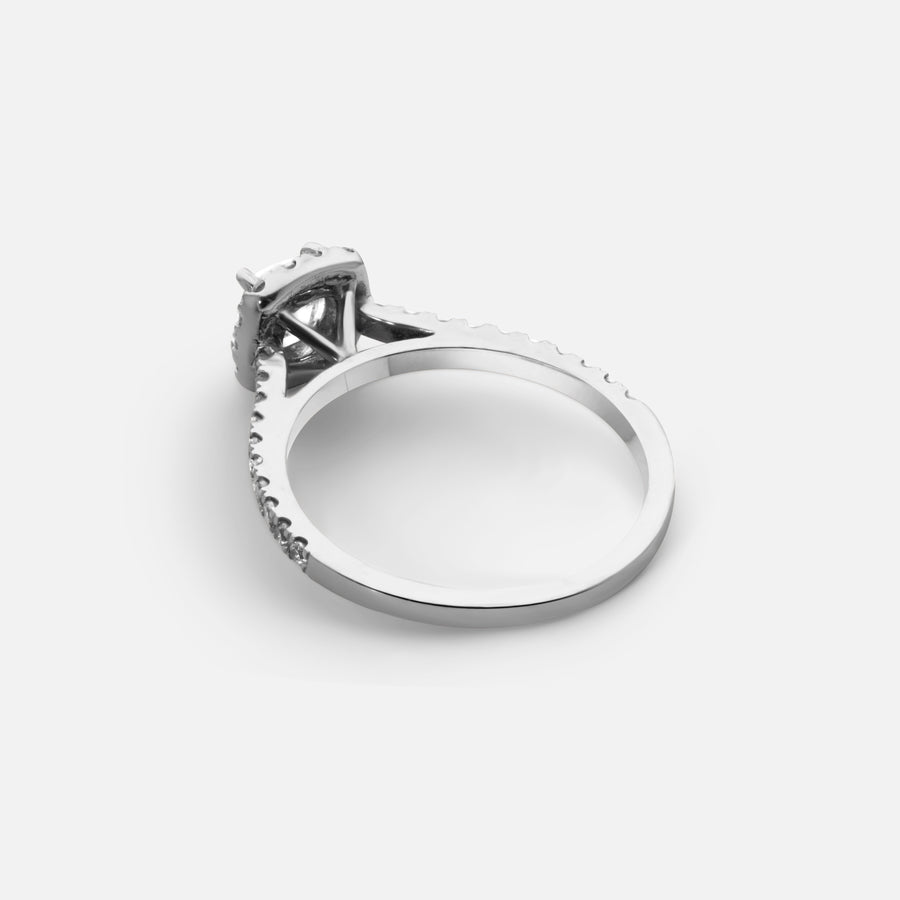 0,5ct Cushion Halo Diamond Ring