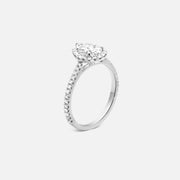 0,8ct Pear Halo Diamond Ring
