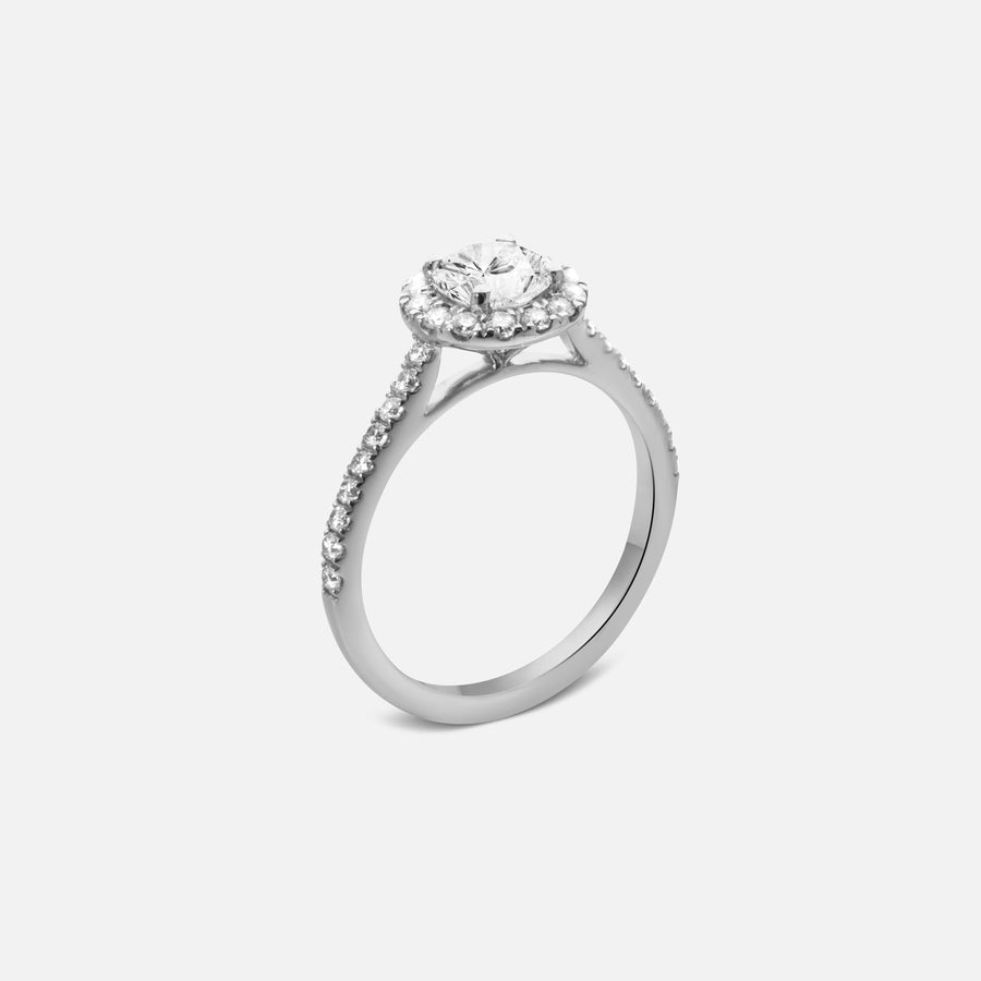 0,8ct Brilliant Cut Halo Diamond Ring